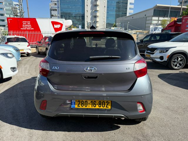 יונדאי i10