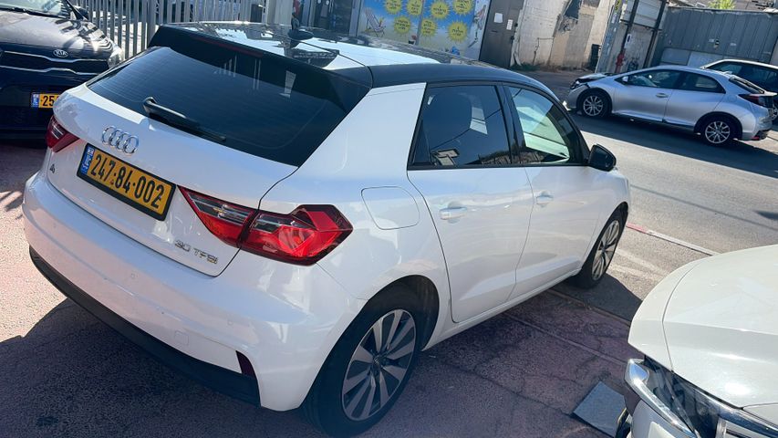 אאודי A1