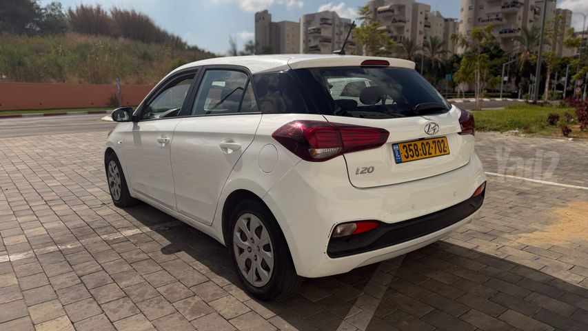 יונדאי i20