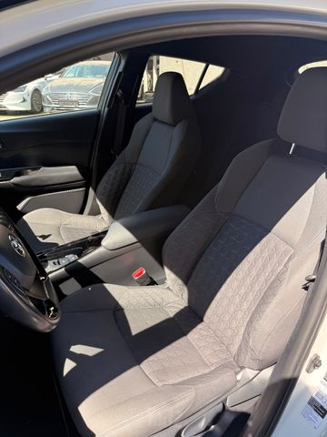 טויוטה C-HR