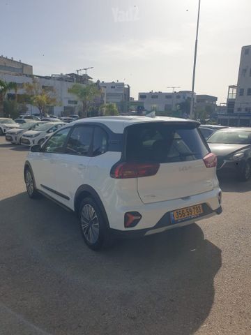 קיה נירו פלוס