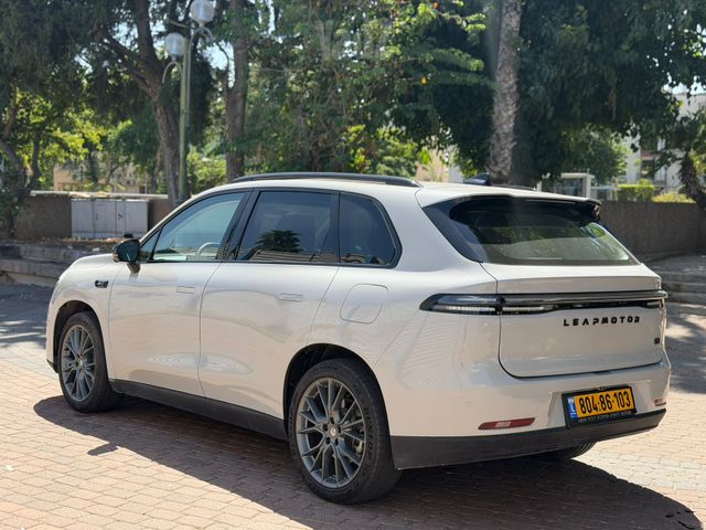 ליפמוטור C10