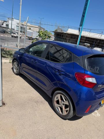 יונדאי i10