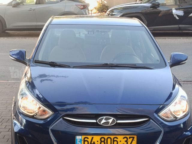 יונדאי אקסנט i25