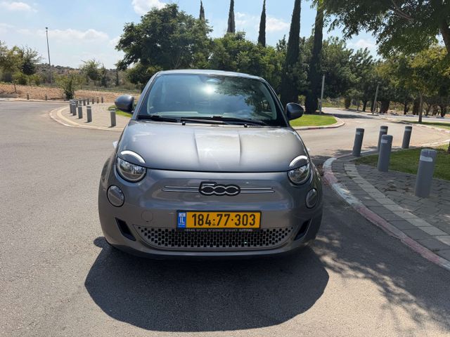פיאט 500E