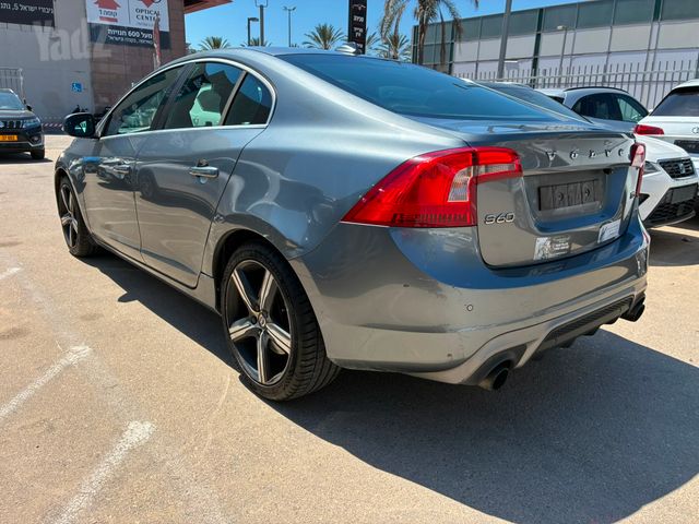 וולוו S60