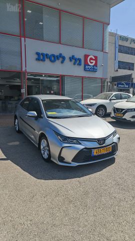 טויוטה קורולה