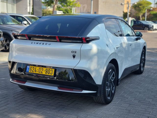 מודעת רכב לינק אנד קו 02 1