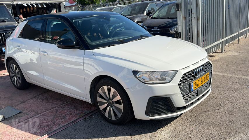 אאודי A1