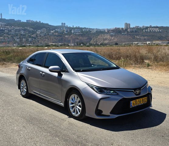 טויוטה קורולה