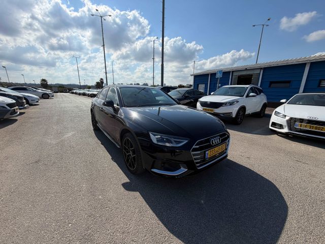 אאודי A4