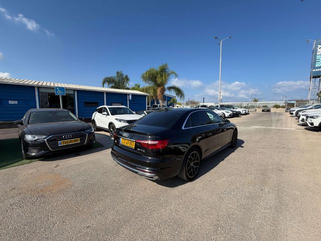 אאודי A4