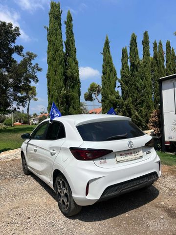 אם ג'י MG3