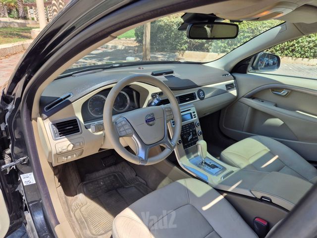 וולוו S80