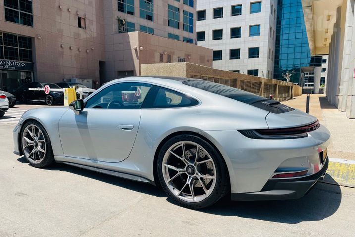 מודעת רכב פורשה 911