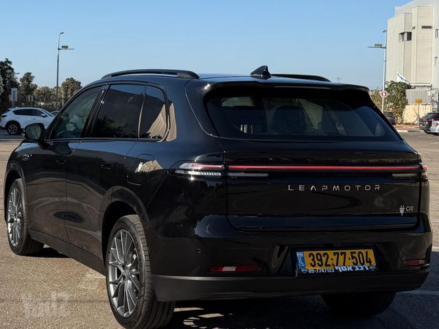 ליפמוטור C10
