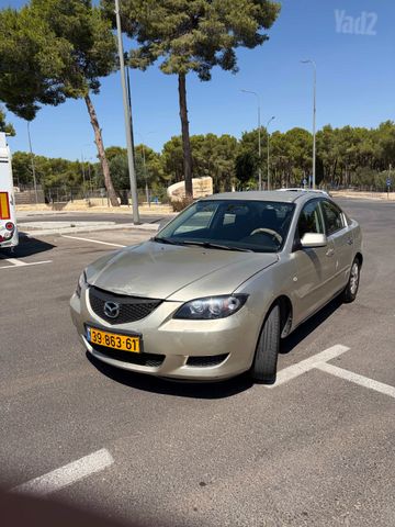 מאזדה 3