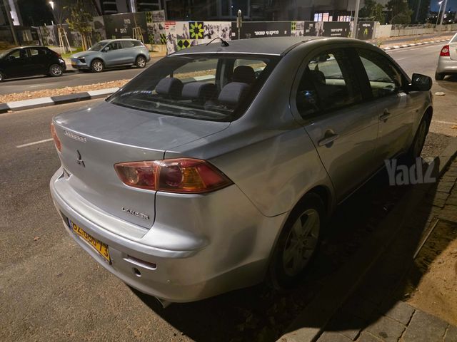 מיצובישי לנסר