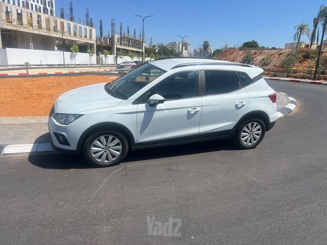 סיאט ארונה
