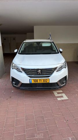 מודעת רכב פיג'ו 5008