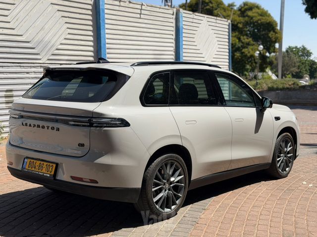 ליפמוטור C10