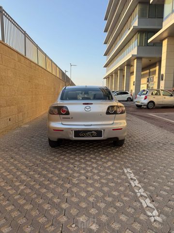 מאזדה 3