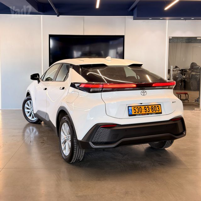 טויוטה C-HR
