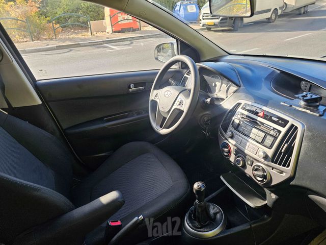 יונדאי i20