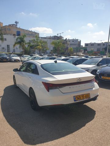 יונדאי אלנטרה