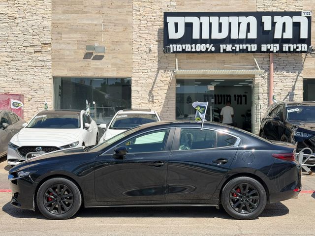 מאזדה 3