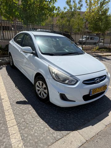 יונדאי אקסנט i25