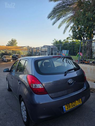 יונדאי i20