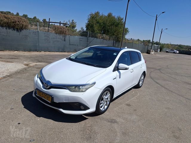 טויוטה אוריס