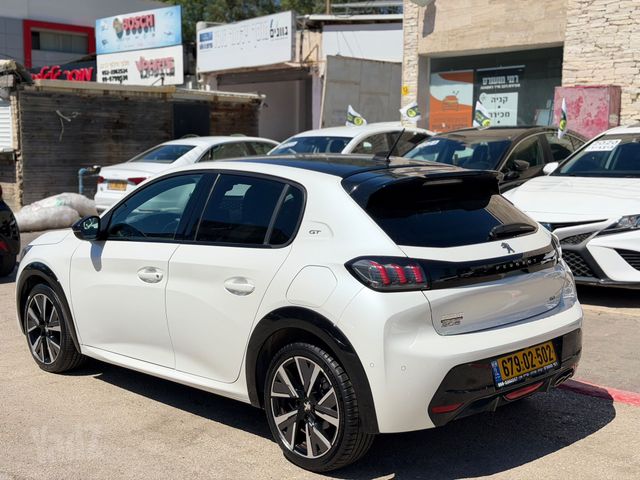 פיג'ו 208