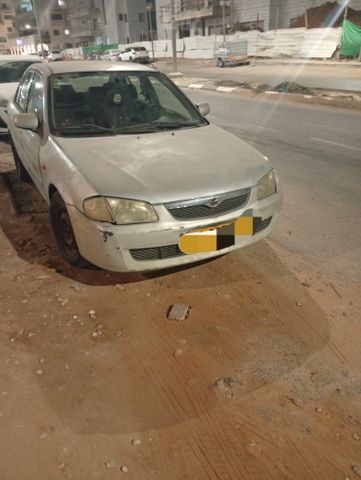 מודעת רכב מאזדה 323