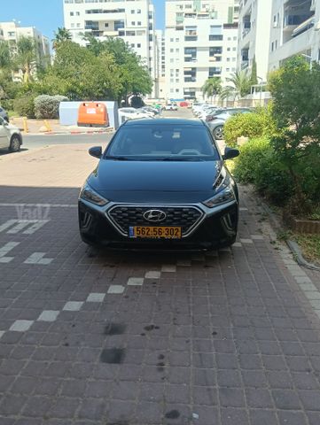 יונדאי איוניק