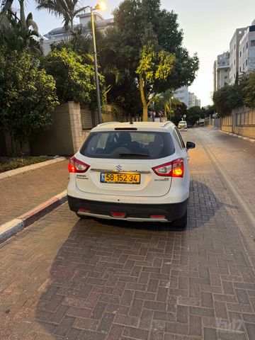 סוזוקי קרוסאובר