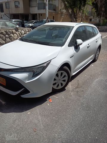 טויוטה קורולה
