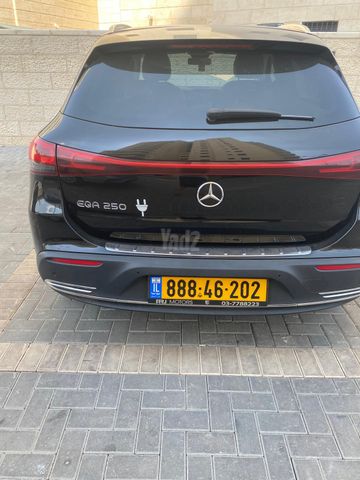 מרצדס-בנץ EQA