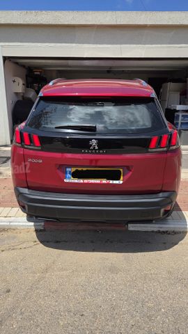 פיג'ו 3008