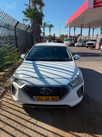 יונדאי איוניק