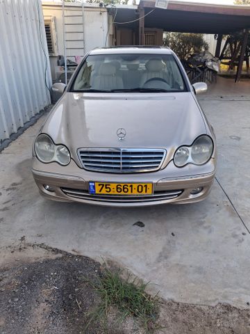 מרצדס-בנץ C-class