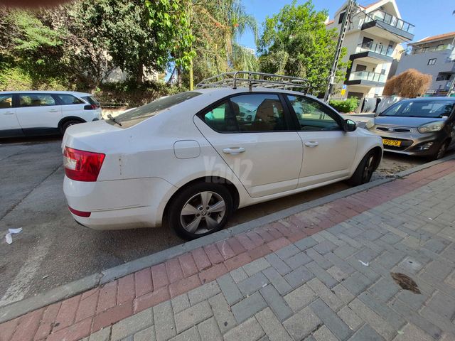 סקודה אוקטביה