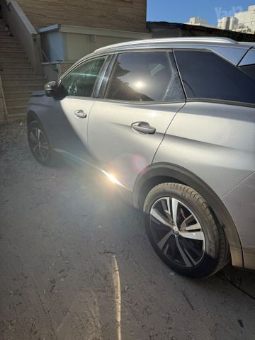 מודעת רכב פיג'ו 3008