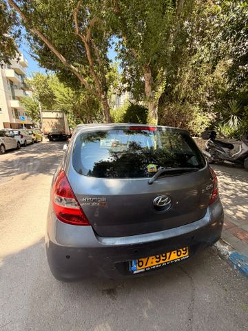 יונדאי i20