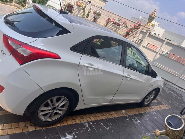 i30 Premium אוט׳ 1.6 (135 כ״ס) [2012-2015]