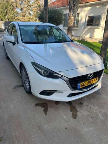 מאזדה 3