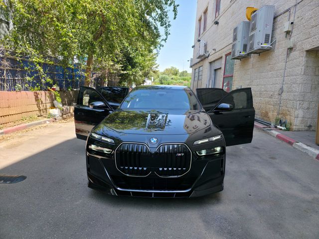 ב מ וו סדרה 7