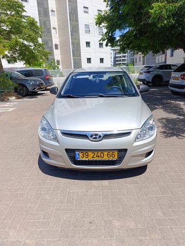 יונדאי i30