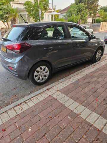 יונדאי i20
